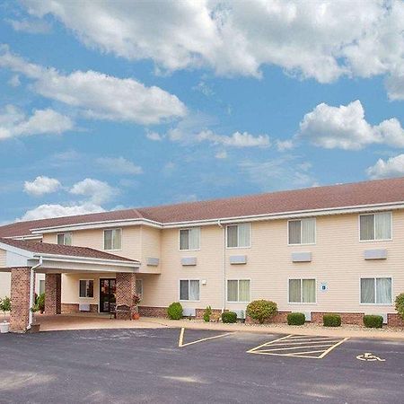 Super 8 By Wyndham Galva Hotel Kültér fotó